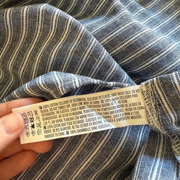 Free the Roses-NWT-Long Sleeve-Plunge Neckline- Embroidered Sleeves-Mini Puff- L - Picture 11 of 11